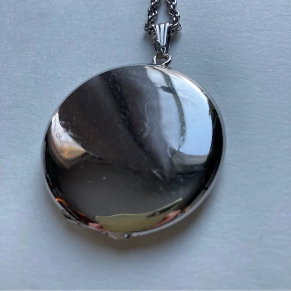 Vintage Signed Sterling Silver Locket Necklace - Picture 5 of 10